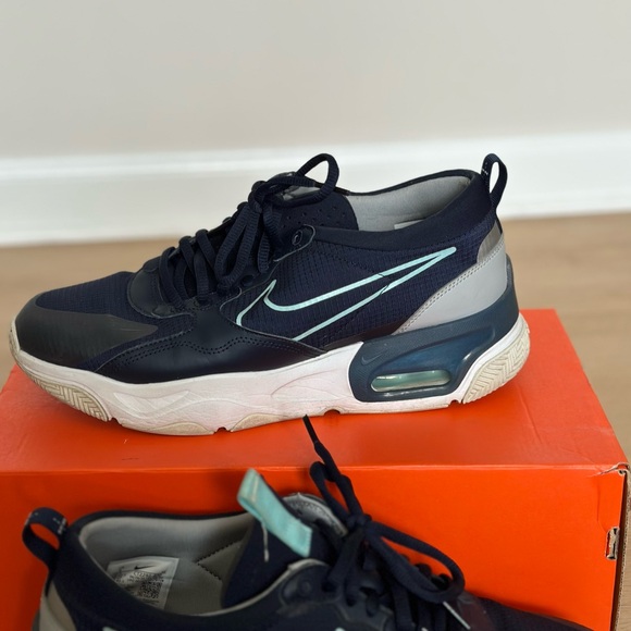 Nike Skyve Max Marathon Running Shoes/Sneakers

Mens size 9

Blue/White - Picture 10 of 13